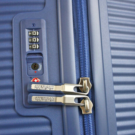 Чемодан Аmerican Тourister AO8-37024 M4