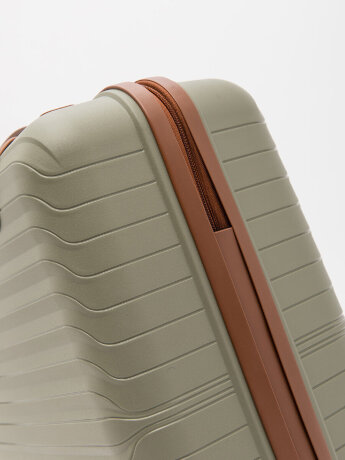 Чемодан 158-35-28 L4 S.Lavia