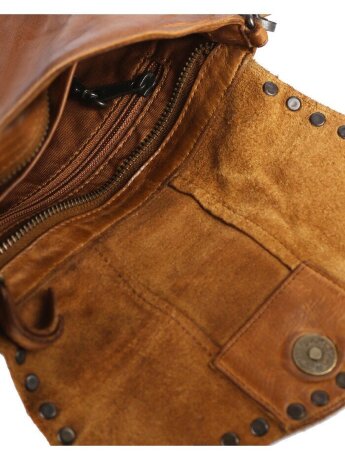 Сумка женская с клепками Bear CL44410 cognac