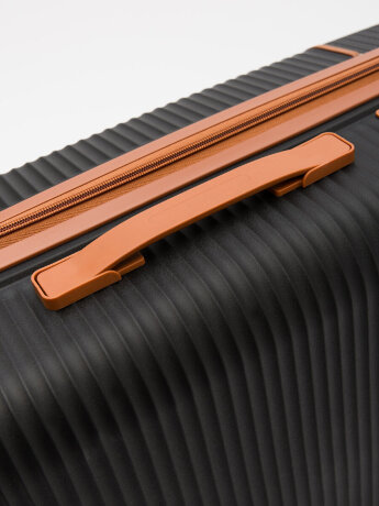 Чемодан 8012-01-28 L4 S.Lavia