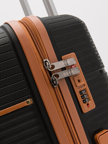 Чемодан 8012-01-28 L4 S.Lavia