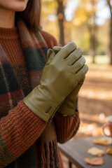 Перчатки женские Pitas 0588Z р.8 олива