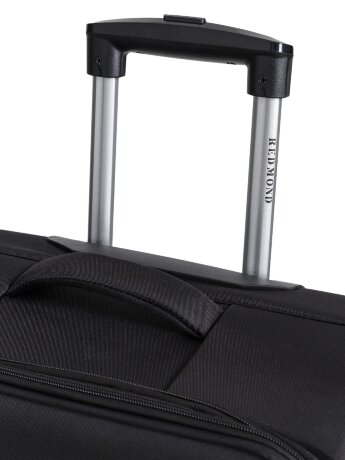 Чемодан Redmond NF05-24BL черный