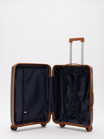 Чемодан 8012-51-28 L4 S.Lavia