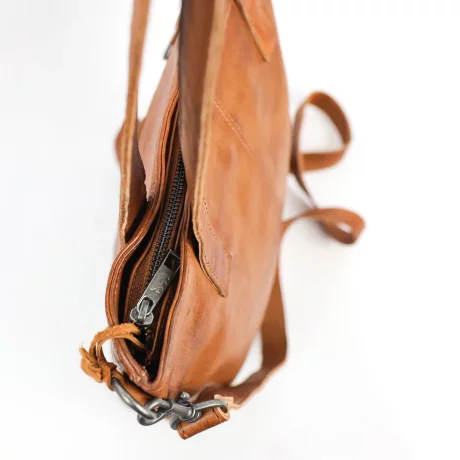 Женская сумка Bear CP2150 cognac 