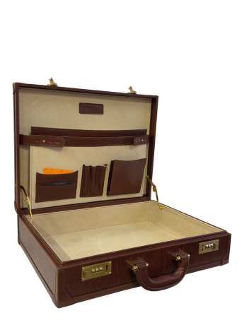 Дипломат кожаный Chiarugi 4504 brown