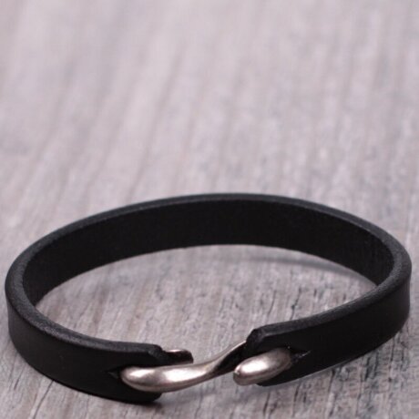 Браслет кожаный 710 черн (20см)