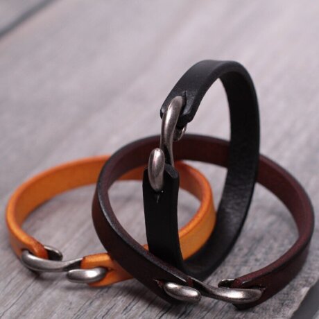 Браслет кожаный 710 черн (22см)