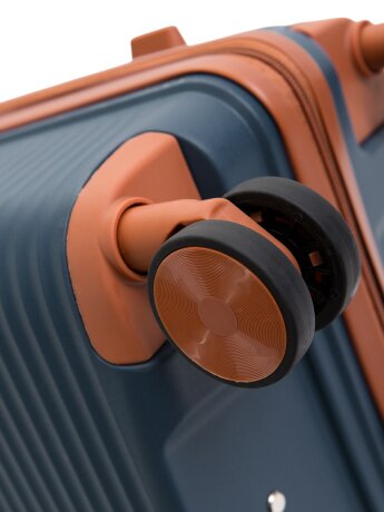 Чемодан 012-81-24 M4 S.Lavia