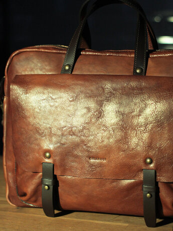 Сумка для ноутбука Chiarugi 54635 brown