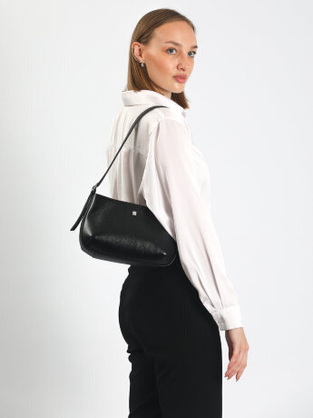Сумка женская SHARPEY 1-3155 черн фл.